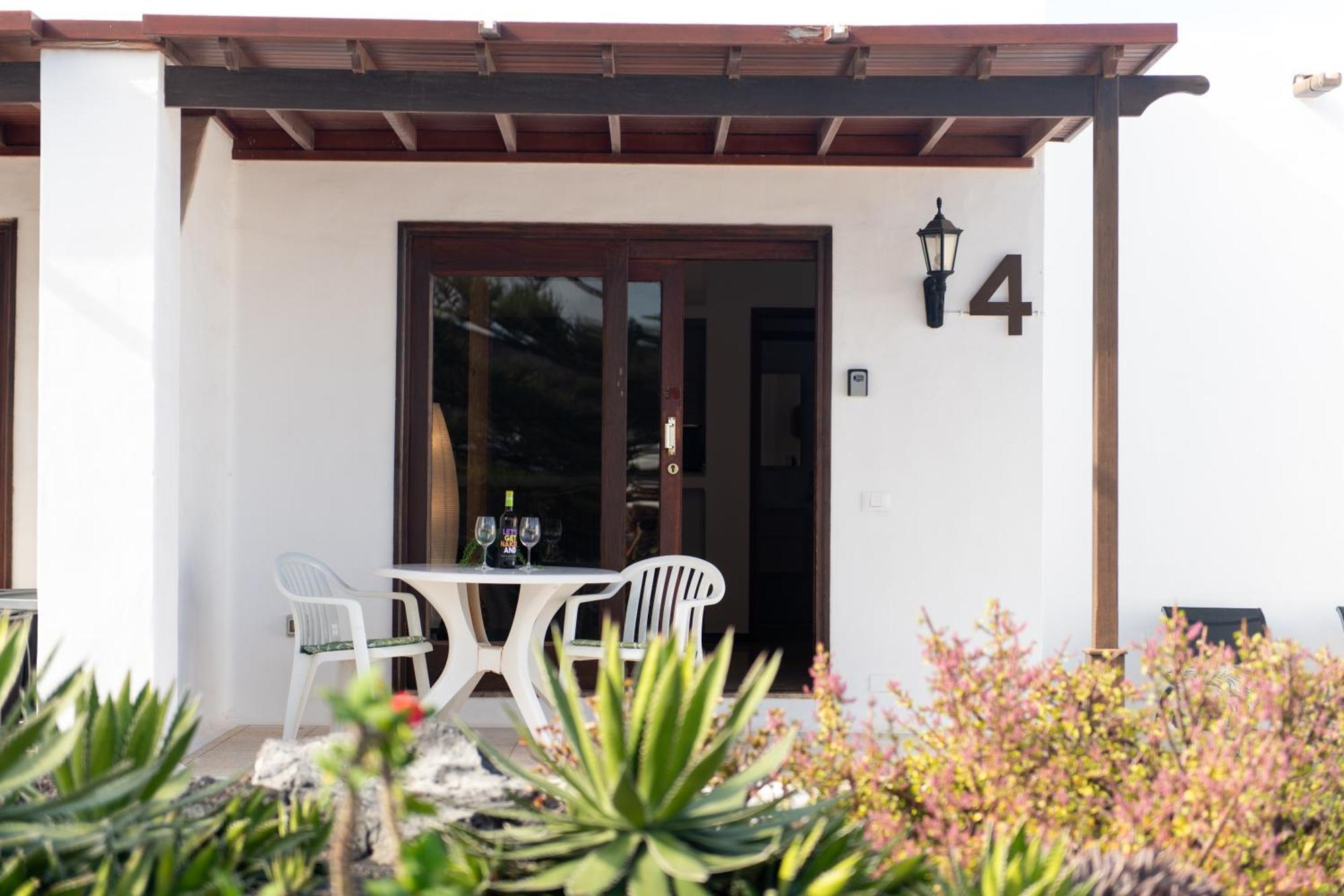 Villa Blanca Nudist Place ชาร์โก เดล ปาโล ภายนอก รูปภาพ